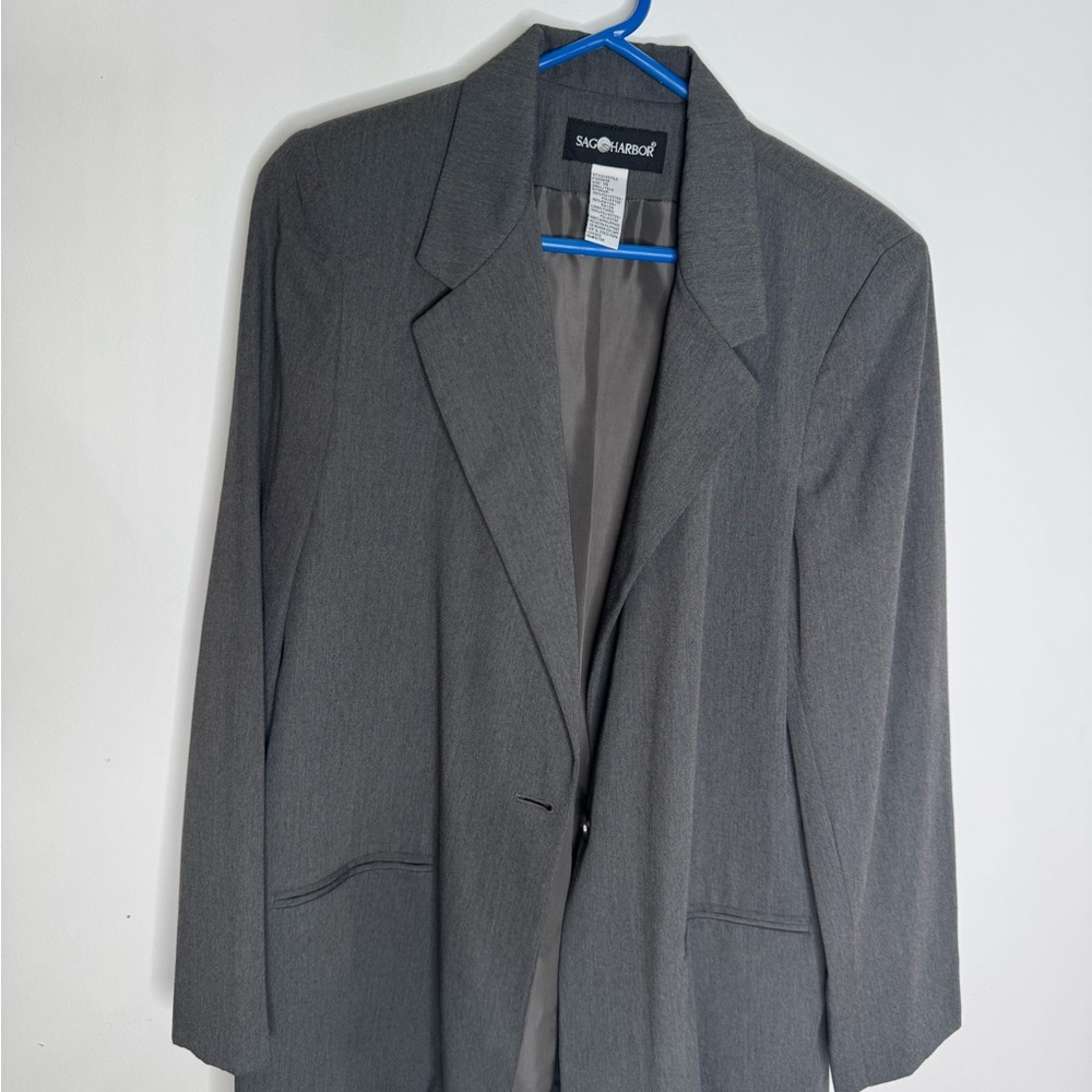 Sag Harbor Gray Blazer Timeless Notched Lapel